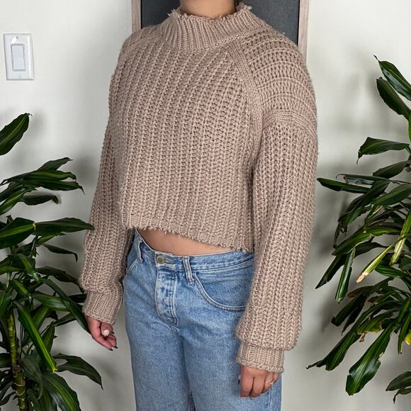 Chunky Knit Oversized Cropped Sweater - Picture 2 of 4